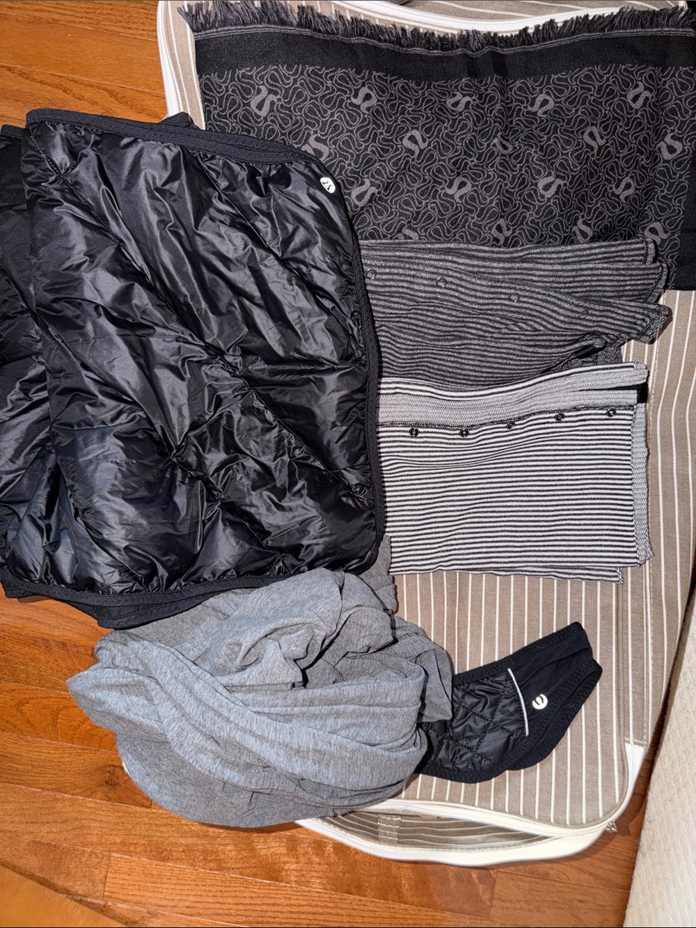Lululemon lot of scarves ear warmer